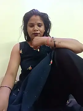 Snapshot of Rashi_hote chatting on 07/15/26, 09:03 Rashi hote online show from 07/15/26, 09:03