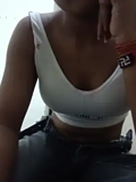 baby girl 099 online show from 07/09/26, 01:04