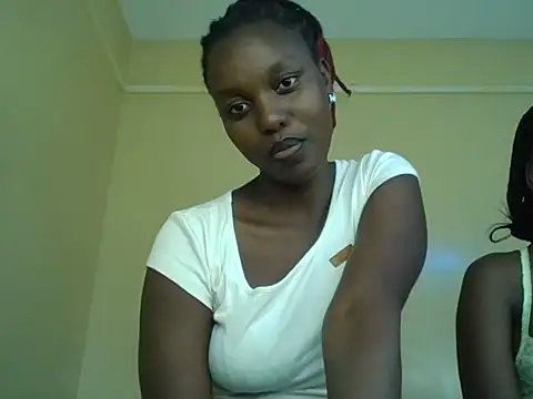 Legit Queenn online show from 07/19/26, 01:48
