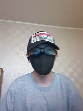 TYYUIOE3 online show from 06/10/26, 04:34