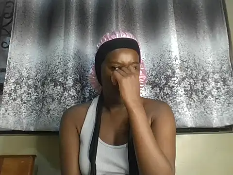 Prettygodess1 online show from 06/30/26, 05:41