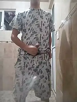 Wueritorocha19 online show from 07/08/26, 04:33