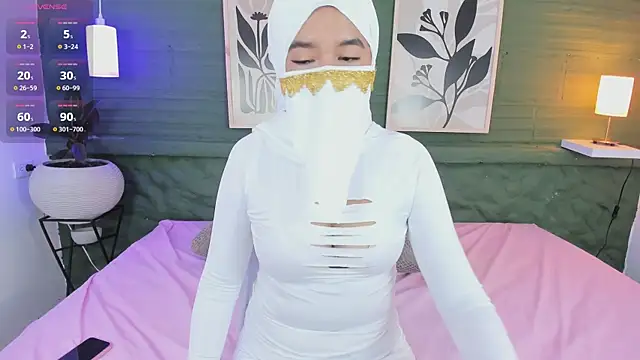 Snapshot of sakina__hana chatting on 06/11/26, 03:54 sakina hana online show from 06/11/26, 03:54