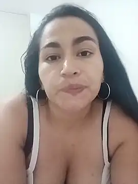 Snapshot of Carolina_Velez_pm chatting on 06/12/26, 01:37 Carolina Velez pm online show from 06/12/26, 01:37
