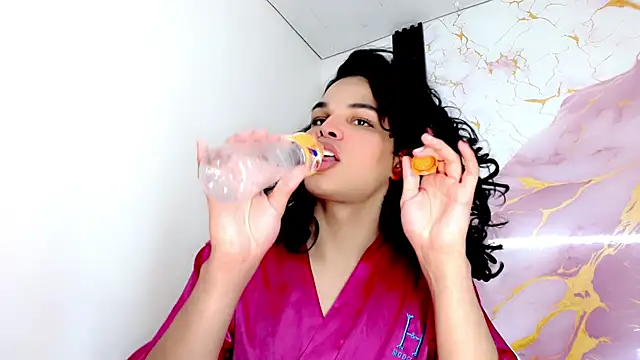 zoe amatista online show from 07/18/26, 04:49