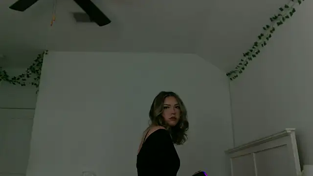 juicyxi online show from 06/09/26, 05:57