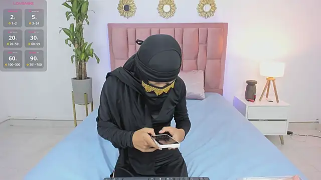 Snapshot of saharaa_noor chatting on 06/09/26, 10:54 saharaa noor online show from 06/09/26, 10:54