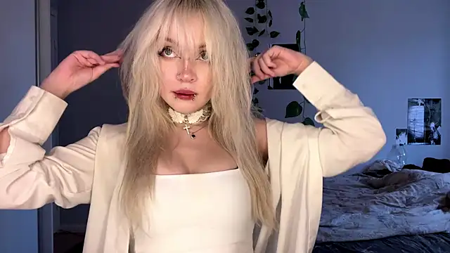 Velvets Vixens01 online show from 06/12/26, 04:28