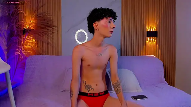 im ethan  online show from 07/13/26, 11:35