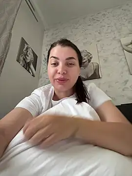 Snapshot of ANABELLA87 chatting on 06/16/26, 06:38 ANABELLA87 online show from 06/16/26, 06:38