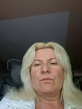VikaRaine555 online show from 06/10/26, 02:05