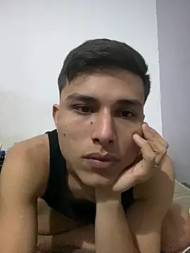 Snapshot of Antoni150906 chatting on 07/17/26, 05:58 Antoni150906 online show from 07/17/26, 05:58