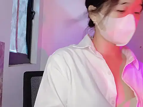 Snapshot of miumiubeauty chatting on 06/15/26, 05:31 miumiubeauty online show from 06/15/26, 05:31