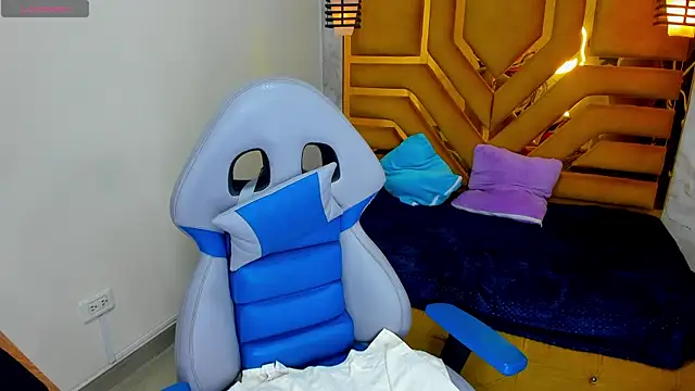 Violett Cinnamon online show from 07/08/26, 11:26