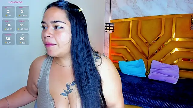 Violett Cinnamon online show from 07/15/26, 11:04