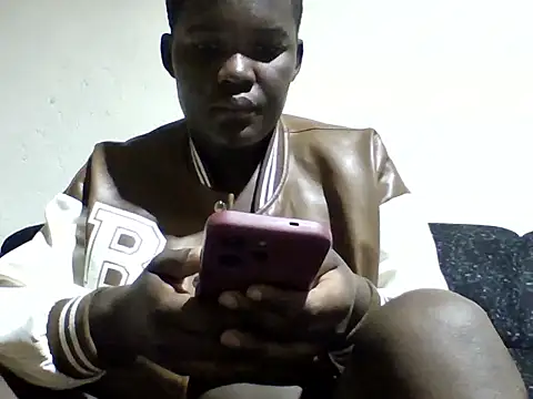 Snapshot of Sassylilmama chatting on 06/11/26, 02:44 Sassylilmama online show from 06/11/26, 02:44