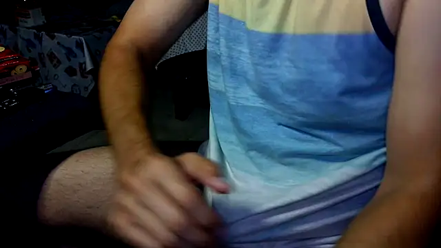 Snapshot of talltannhandsome chatting on 07/14/26, 01:06 talltannhandsome online show from 07/14/26, 01:06