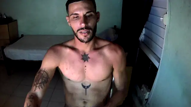 Snapshot of CubanHot27 chatting on 07/10/26, 03:55 CubanHot27 online show from 07/10/26, 03:55