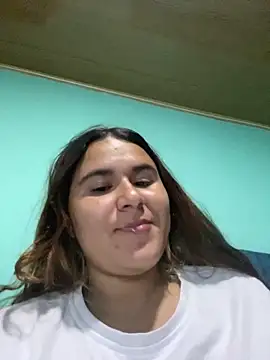 zouuii04 online show from 06/12/26, 12:20