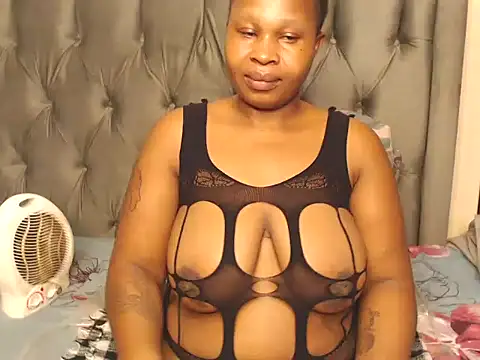 Loyal Alisha online show from 07/23/26, 04:21