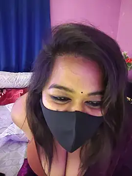 Snapshot of beauty_lisa- chatting on 06/12/26, 05:56 beauty lisa- online show from 06/12/26, 05:56