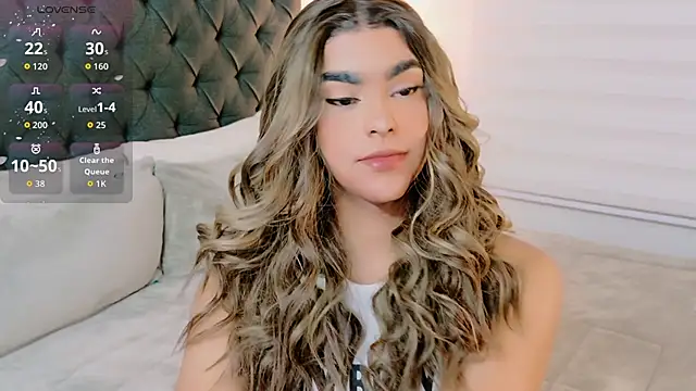 Snapshot of Scarlethvhonparker chatting on 10/07/25, 01:03 Scarlethvhonparker online show from 10/07/25, 01:03