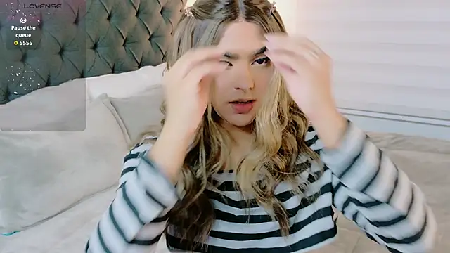 Scarlethvhonparker online show from 11/15/25, 02:42