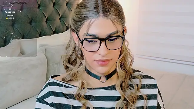 Scarlethvhonparker online show from 02/15/26, 02:41