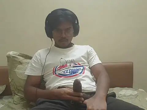 shady093 online show from 06/22/26, 04:37