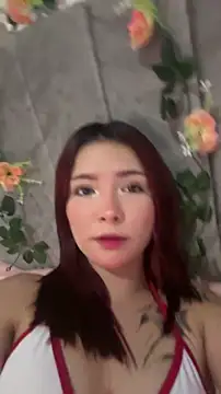 Snapshot of Scarlett_Livye chatting on 06/18/26, 12:44 Scarlett Livye online show from 06/18/26, 12:44