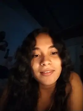 Snapshot of Kittyytinaa chatting on 06/18/26, 02:45 Kittyytinaa online show from 06/18/26, 02:45