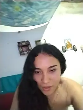 Snapshot of Kittyytinaa chatting on 07/02/26, 03:23 Kittyytinaa online show from 07/02/26, 03:23