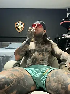 ThomasHells online show from 06/25/26, 04:23