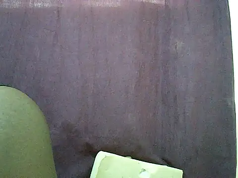 Snapshot of Queen_idd chatting on 07/26/26, 08:32 Queen idd online show from 07/26/26, 08:32