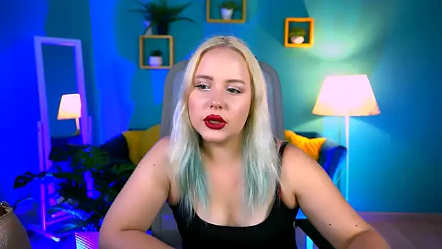 stellawatts online show from 06/14/26, 08:05