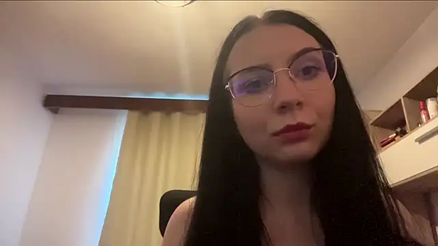 LucyHotelling online show from 06/20/26, 03:26
