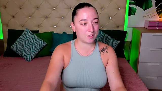 AVA MAXIMUS online show from 07/13/26, 04:48