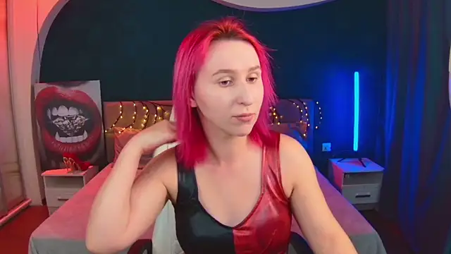 Kriswix online show from 06/14/26, 06:04