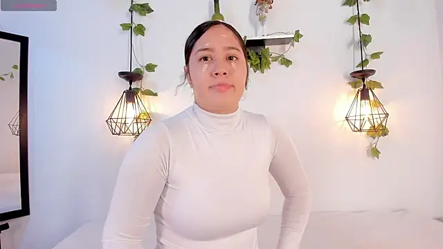 Snapshot of aisha_duque_ chatting on 06/26/26, 08:46 aisha duque online show from 06/26/26, 08:46