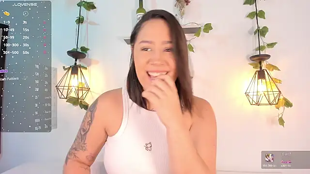 Snapshot of aisha_duque_ chatting on 07/31/26, 06:40 aisha duque online show from 07/31/26, 06:40