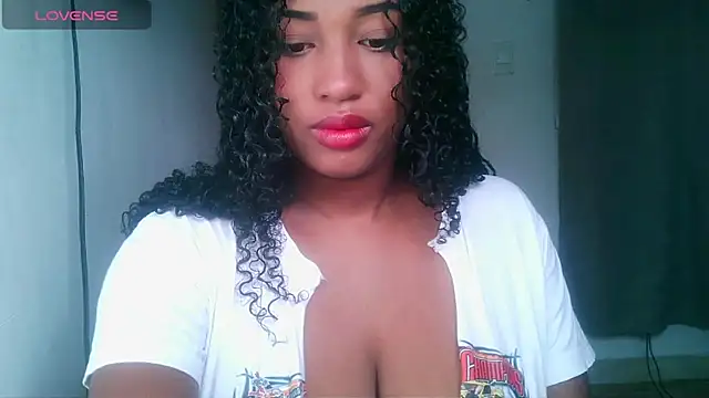 Snapshot of blackytibae chatting on 07/18/26, 01:26 blackytibae online show from 07/18/26, 01:26