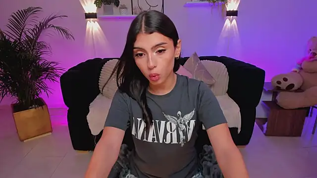 Snapshot of Susy_Doll1 chatting on 07/30/26, 07:57 Susy Doll1 online show from 07/30/26, 07:57