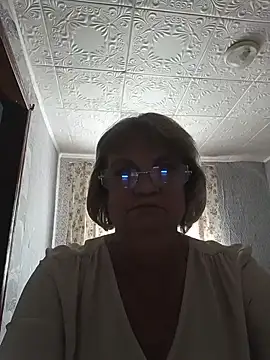 MilashkaCutie50 online show from 06/16/26, 04:26
