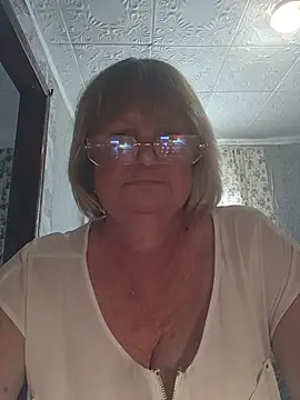 MilashkaCutie50 online show from 06/25/26, 05:23