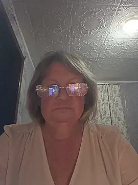 MilashkaCutie50 online show from 07/11/26, 01:30