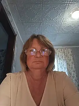 MilashkaCutie50 online show from 07/18/26, 03:33