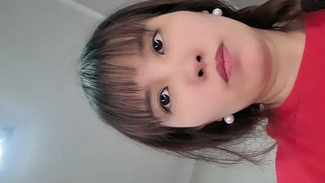 Snapshot of Yesqiko chatting on 06/15/26, 07:43 Yesqiko online show from 06/15/26, 07:43
