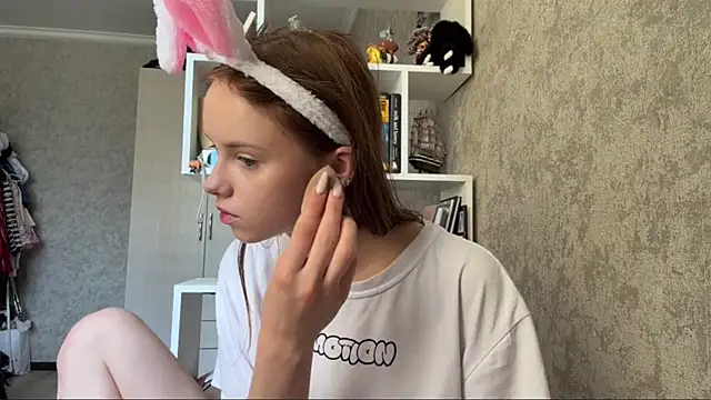 Mollybeans online show from 07/29/26, 12:14