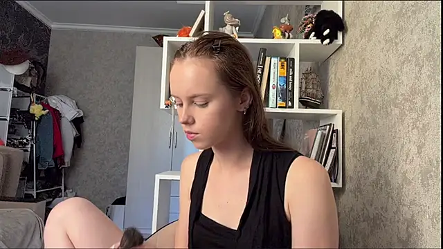 Mollybeans online show from 08/03/26, 12:10