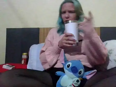 Snapshot of Stich_Linda chatting on 06/14/26, 05:42 Stich Linda online show from 06/14/26, 05:42